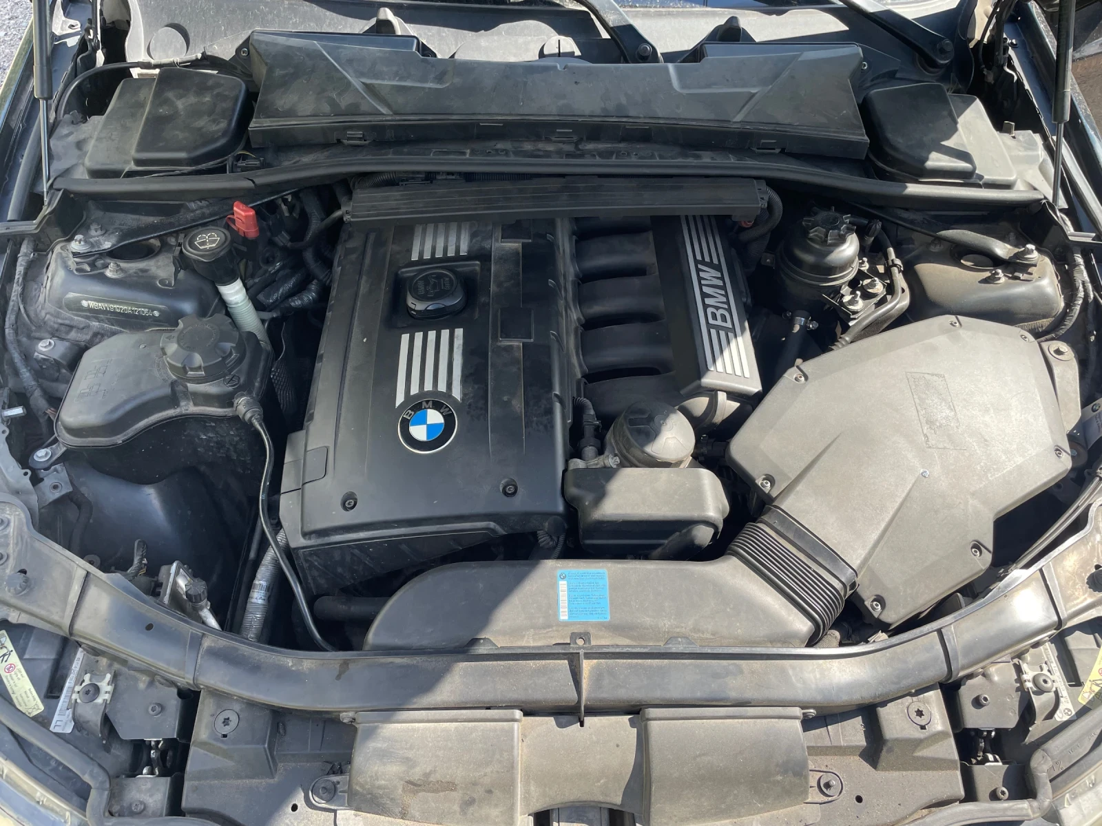 BMW 330 330xi N53B30A, снимка 10 - Автомобили и джипове - 55257545