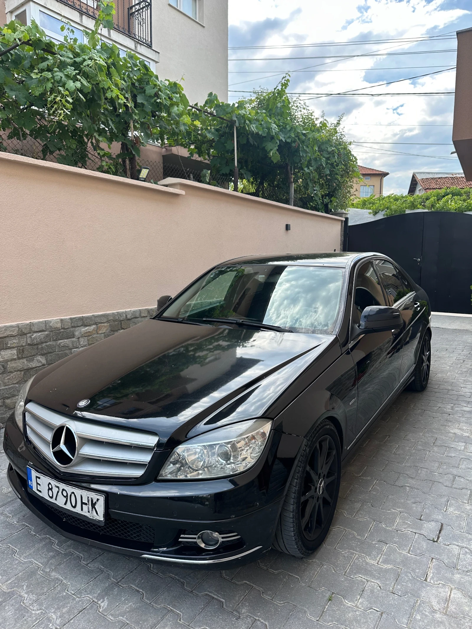 Mercedes-Benz C 220 W204, снимка 2 - Автомобили и джипове - 55361417