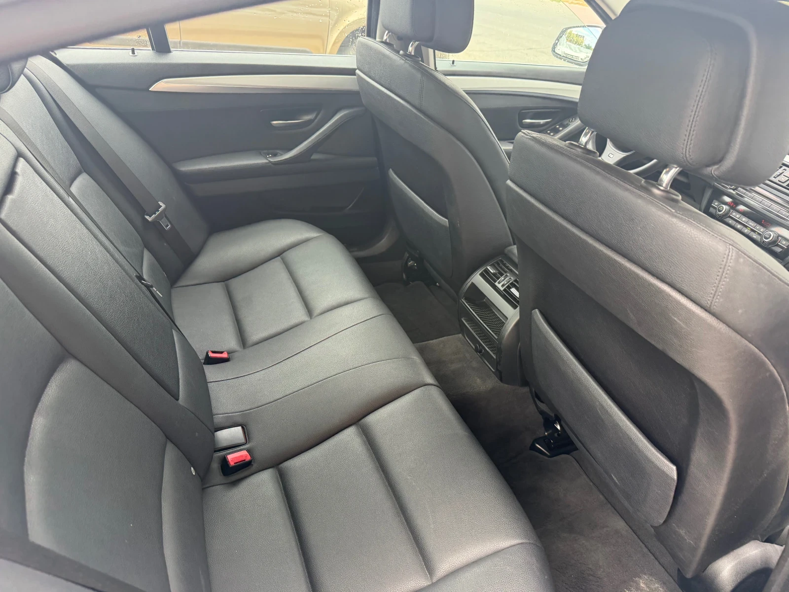 BMW 520 Автоматик, снимка 12 - Автомобили и джипове - 55726025