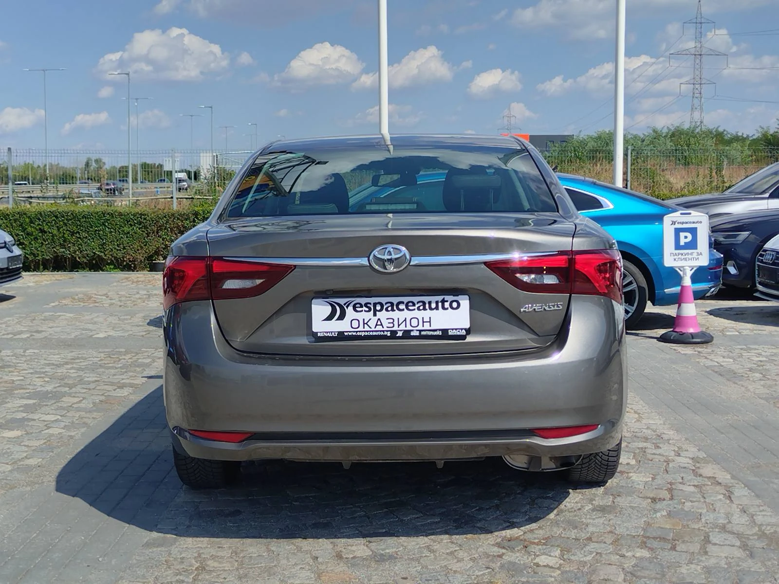 Toyota Avensis 1.8VVTI/147к.с., снимка 5 - Автомобили и джипове - 55841377