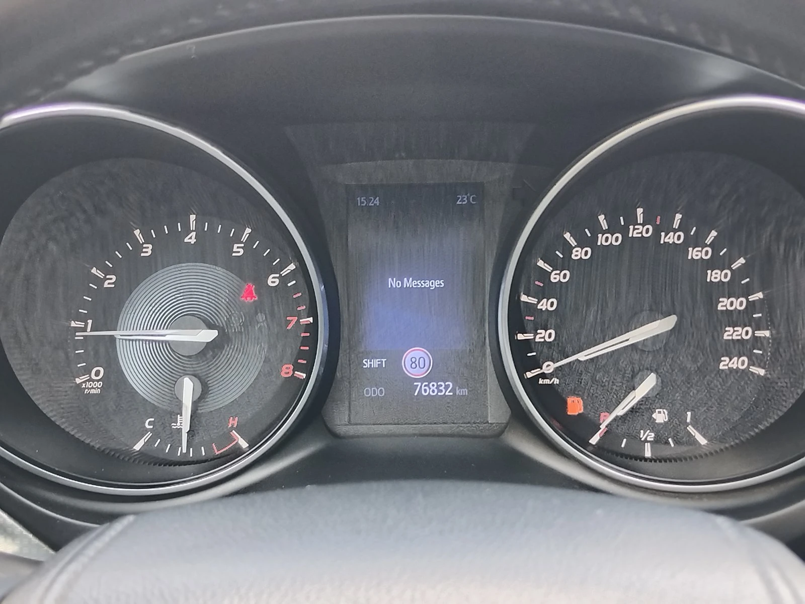 Toyota Avensis 1.8VVTI/147к.с., снимка 11 - Автомобили и джипове - 55841377