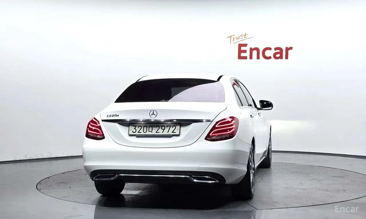 Mercedes-Benz C 220 * C220 d Avantgarde * ЦЕНА ДО БГ, снимка 4 - Автомобили и джипове - 56213432