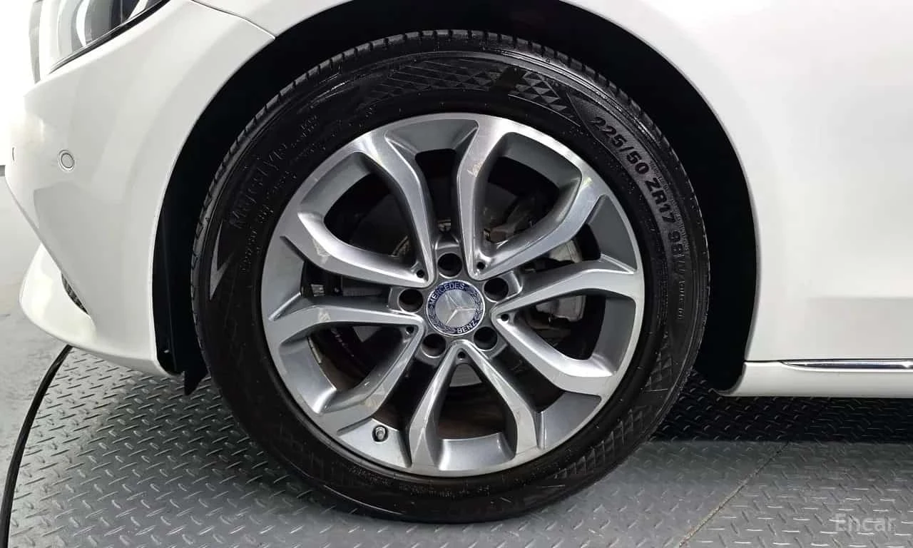Mercedes-Benz C 220 * C220 d Avantgarde * ЦЕНА ДО БГ, снимка 5 - Автомобили и джипове - 56213432
