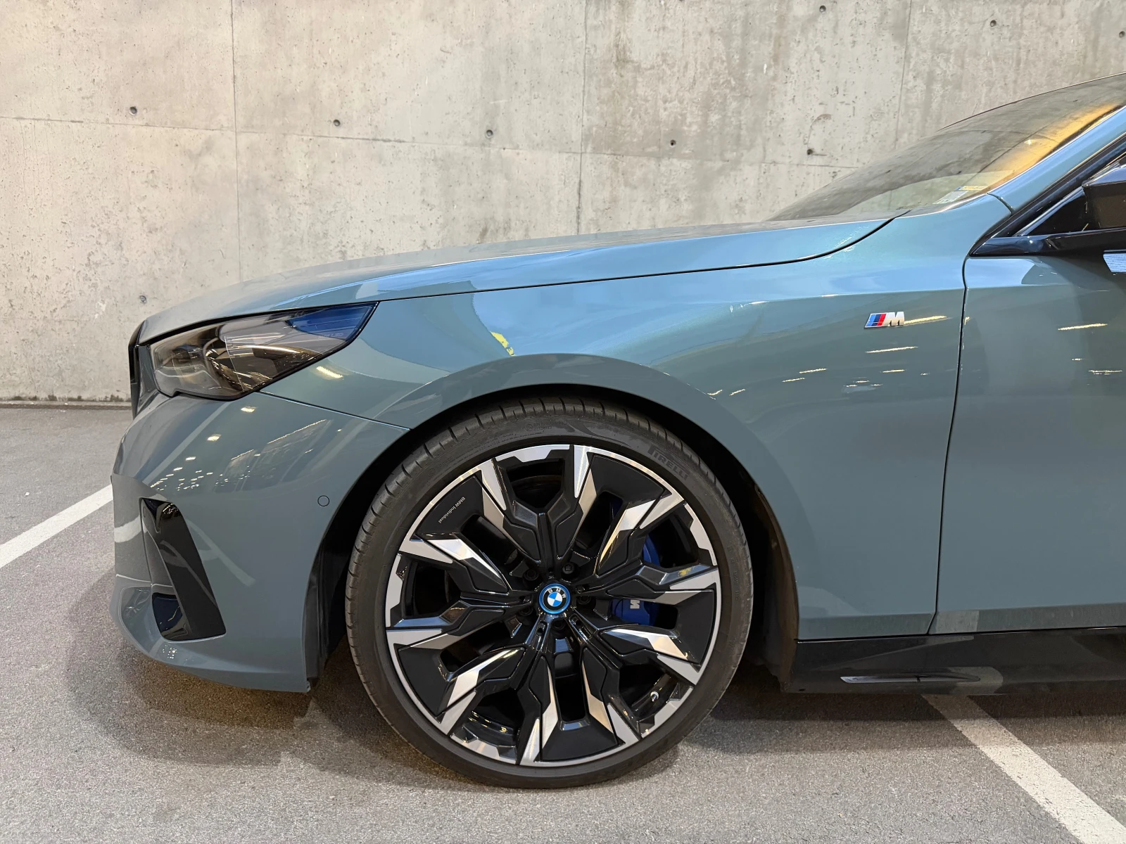 BMW i5 B&W, Carbon, ������� ����� ���� | Mobile.bg � ����������� 5