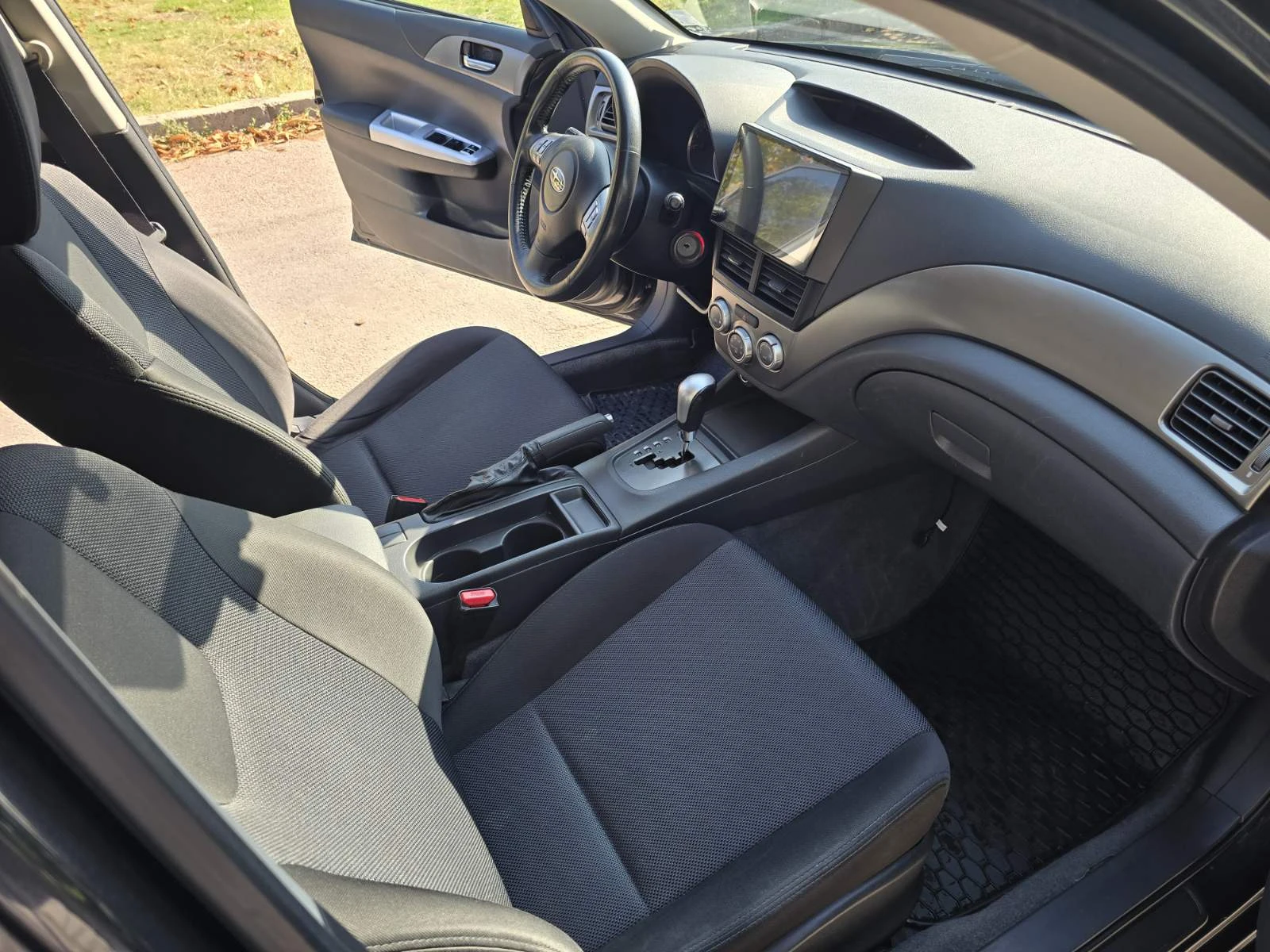 Subaru Impreza 2.0 R Comfort , снимка 11 - Автомобили и джипове - 56599511