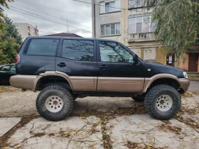 Nissan Terrano 2.7TDI, снимка 2