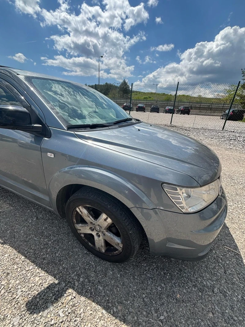 Dodge Journey RXT, снимка 8 - Автомобили и джипове - 50129925