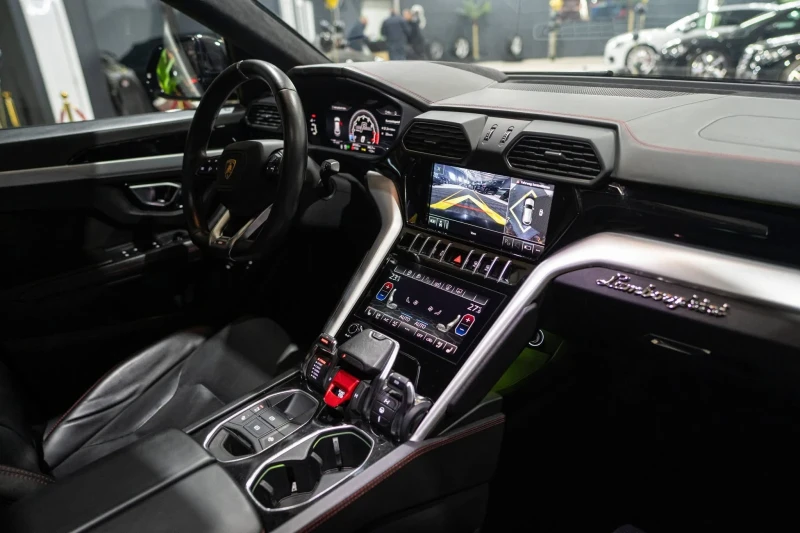 Lamborghini Urus 4.0 V8 FULL BLACK EDITION DOWNPIPE ЛИЗИНГ 100%, снимка 14 - Автомобили и джипове - 52915638