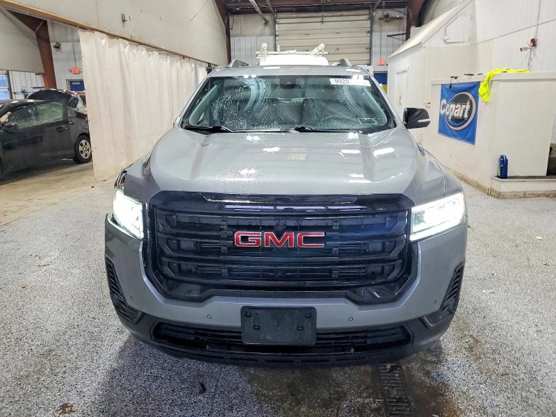 Gmc Acadia 2.0L 4 All wheel drive, снимка 11 - Автомобили и джипове - 53474328