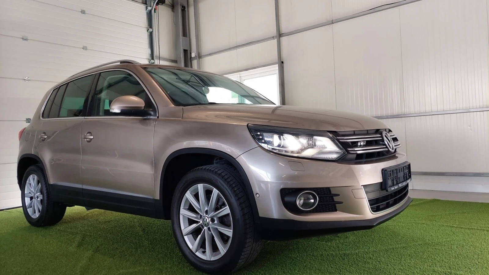 VW Tiguan 2.0TDI 4x4 DSG-FULL OPT-VNOS IT-LIZING-GARANCIQ - [1] 