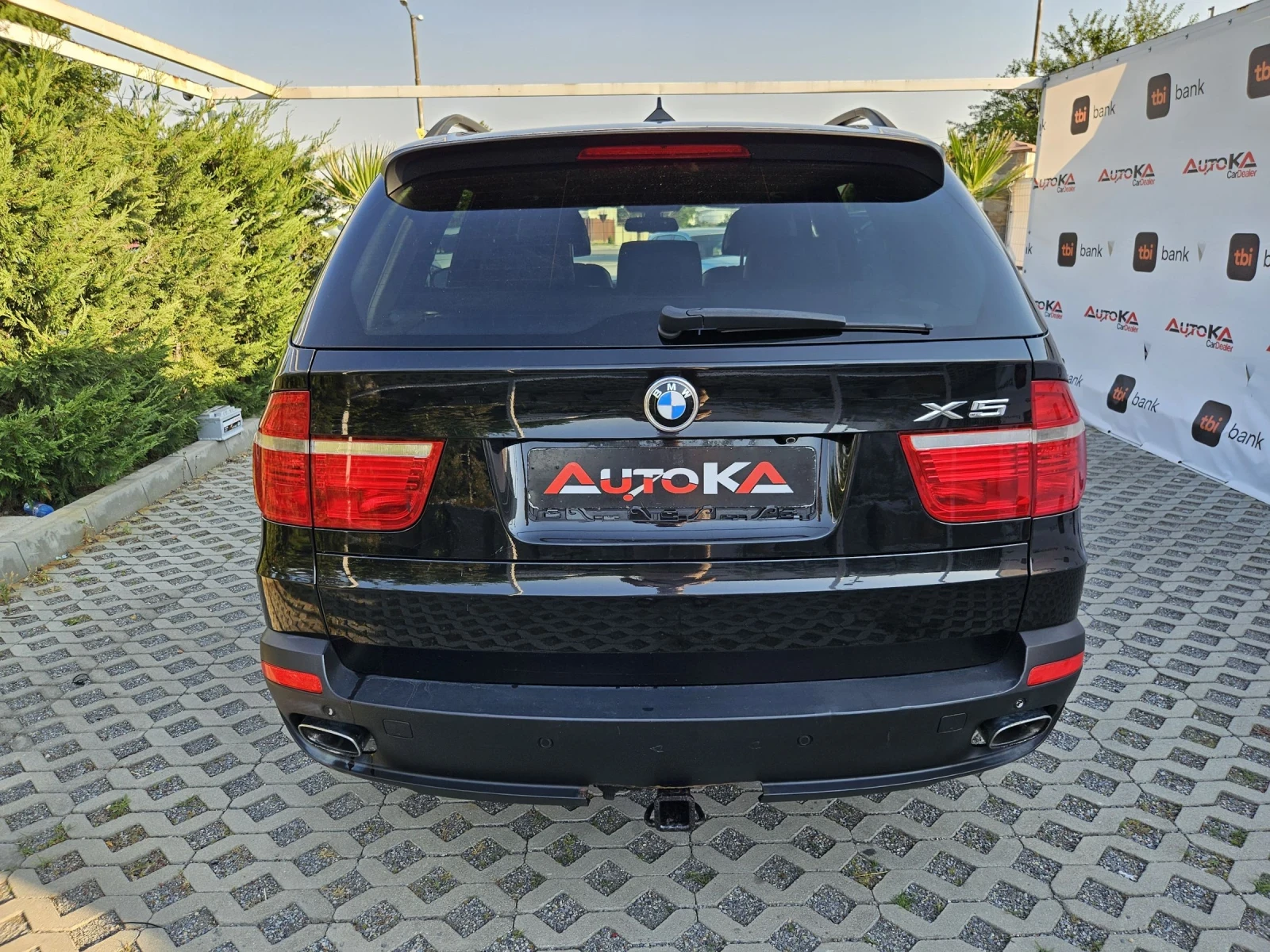BMW X5 4.8i-355кс= FACE= ВАКУУМ= HUD= ПАНО= KEYLESS - изображение 4