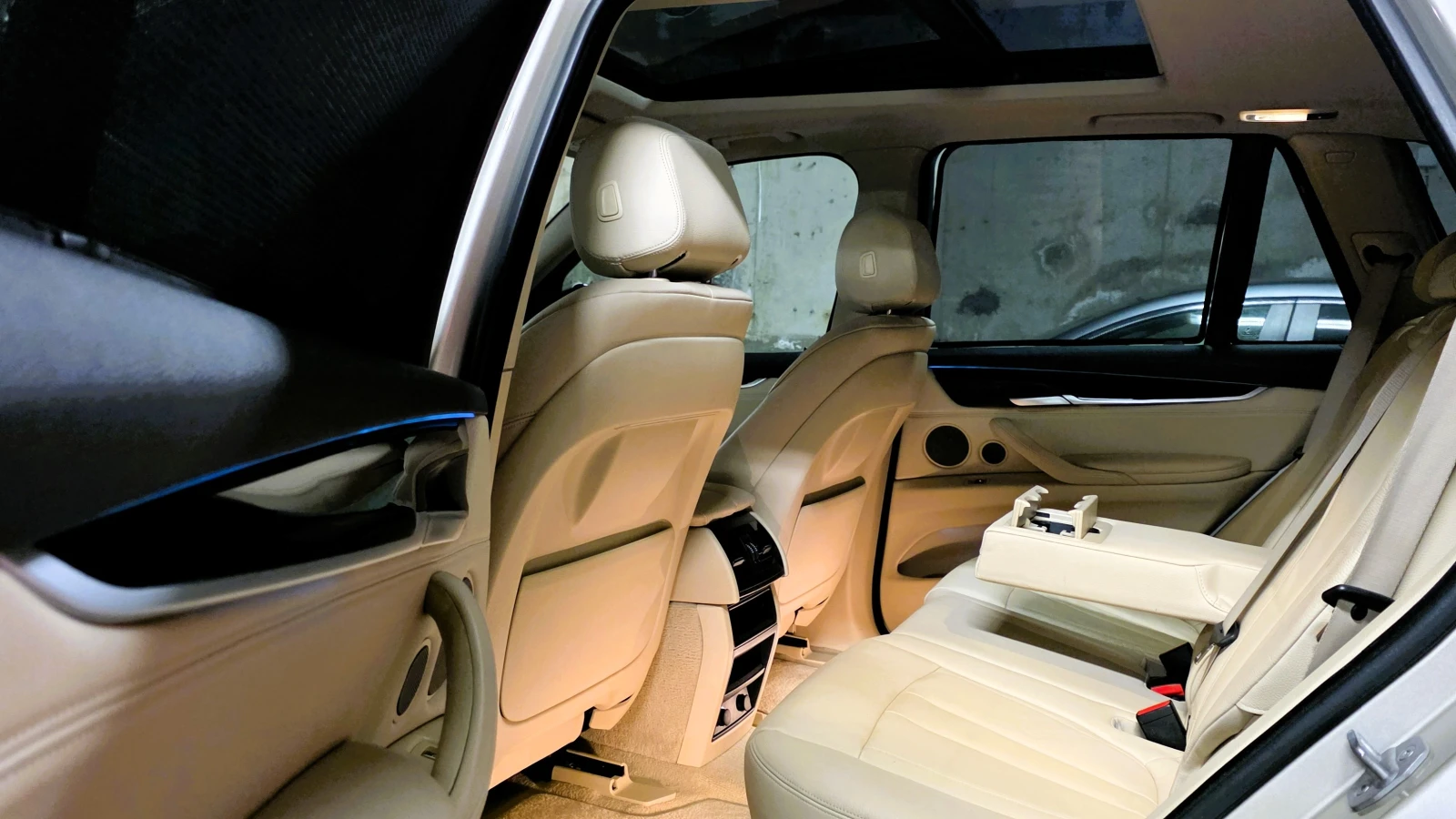 BMW X5 40d.INDIVIDUAL.PURE EXCELLANCE.HК.6+ 1.PANO.360 , снимка 9 - Автомобили и джипове - 54776594