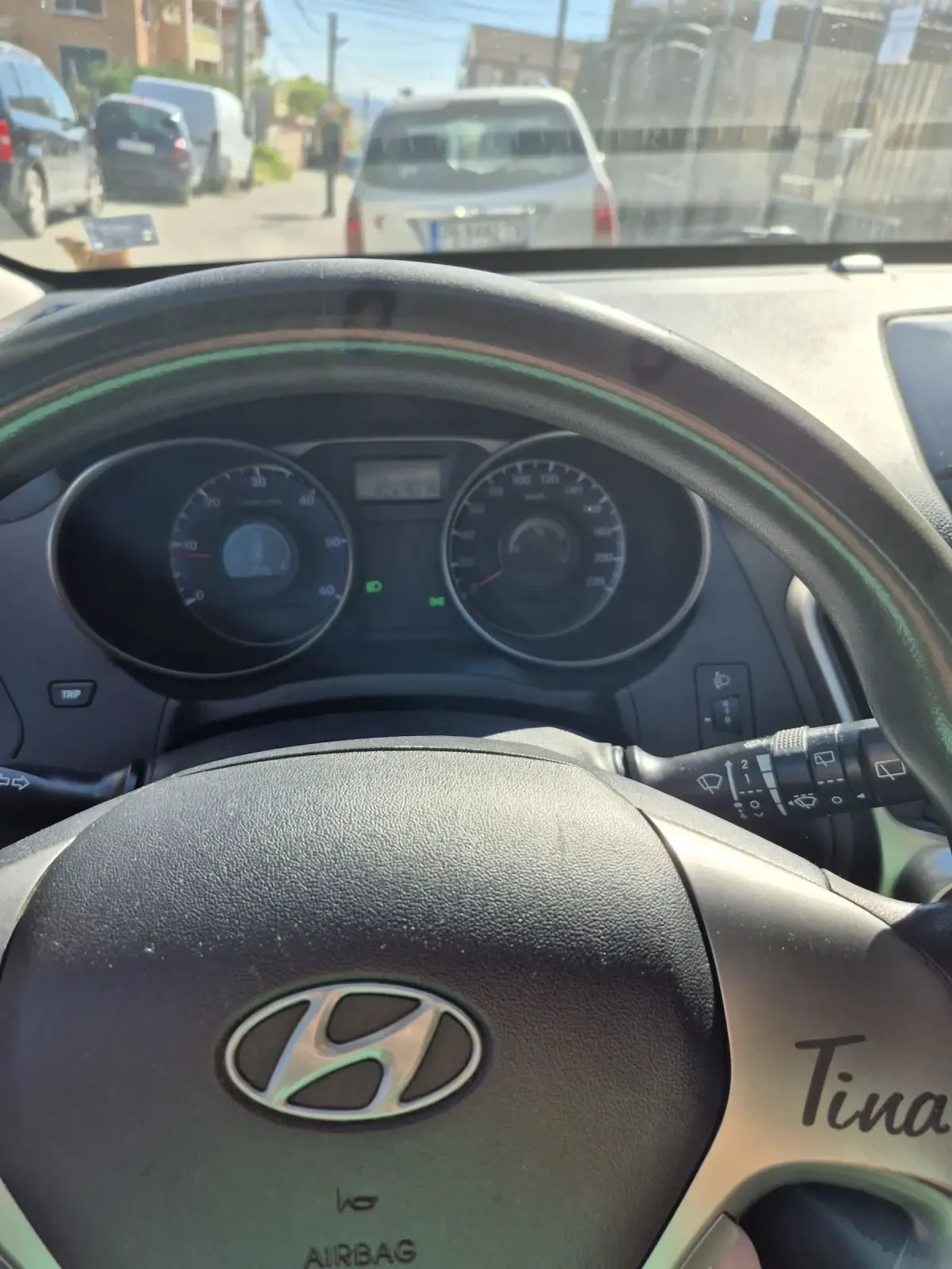 Hyundai IX35, снимка 15 - Автомобили и джипове - 54898943