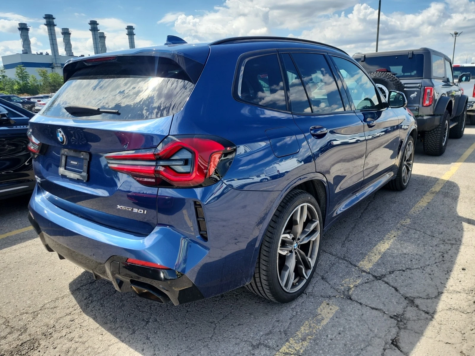 BMW X3 30i * M SPORT * CARPLAY * PANORAMA * CARFAX * , снимка 3 - Автомобили и джипове - 54947731
