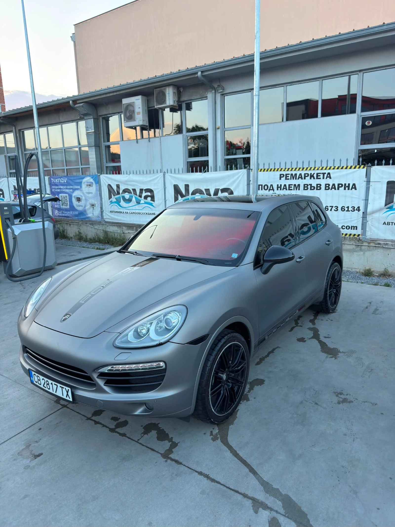 Porsche Cayenne Gray matt, снимка 8 - Автомобили и джипове - 55192659