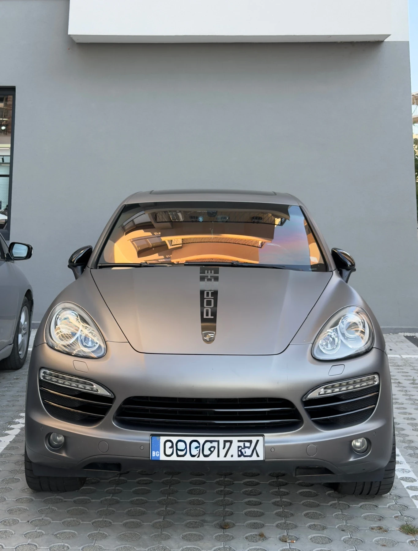 Porsche Cayenne Gray matt