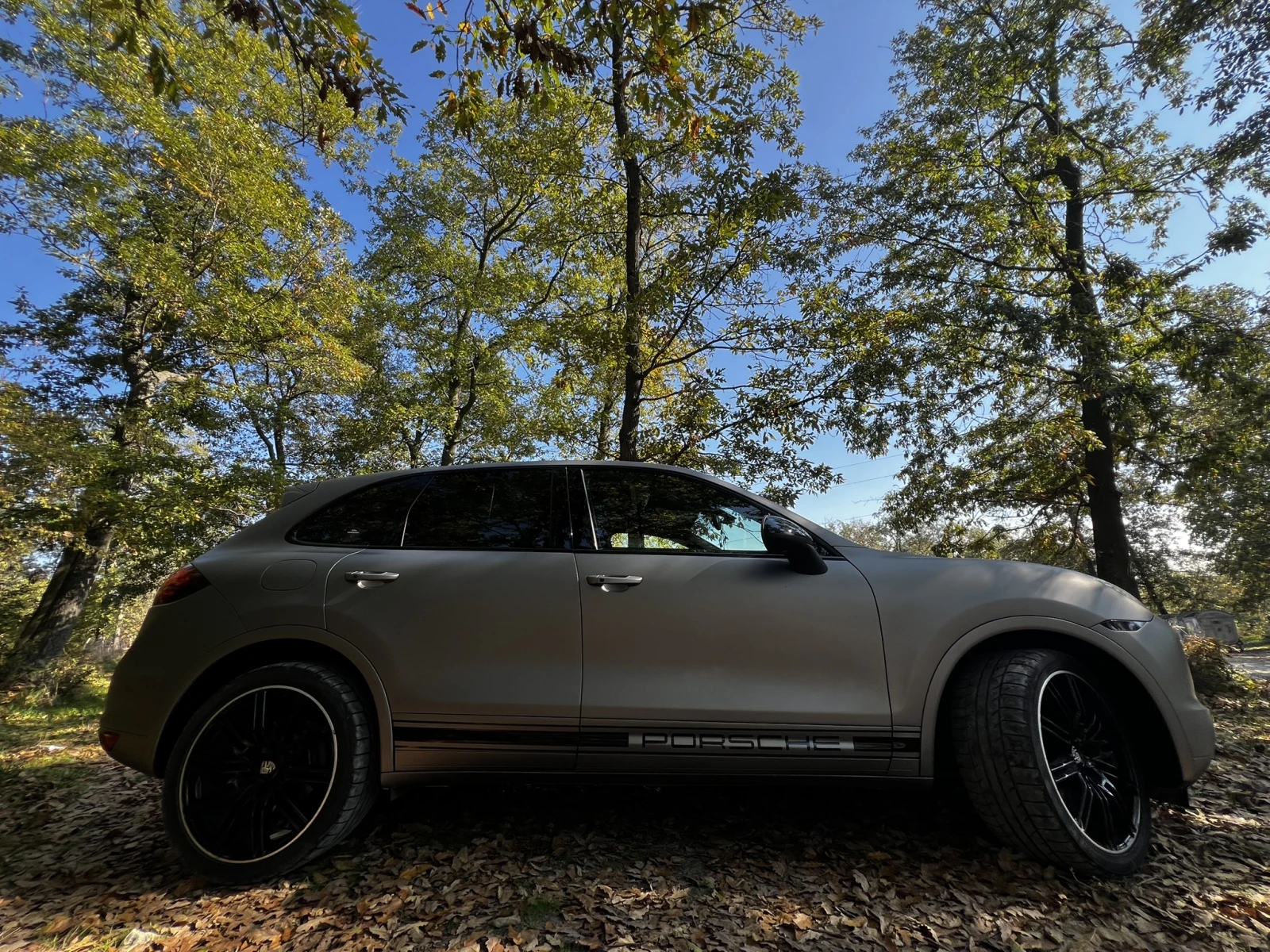 Porsche Cayenne Gray matt, снимка 3 - Автомобили и джипове - 55192659