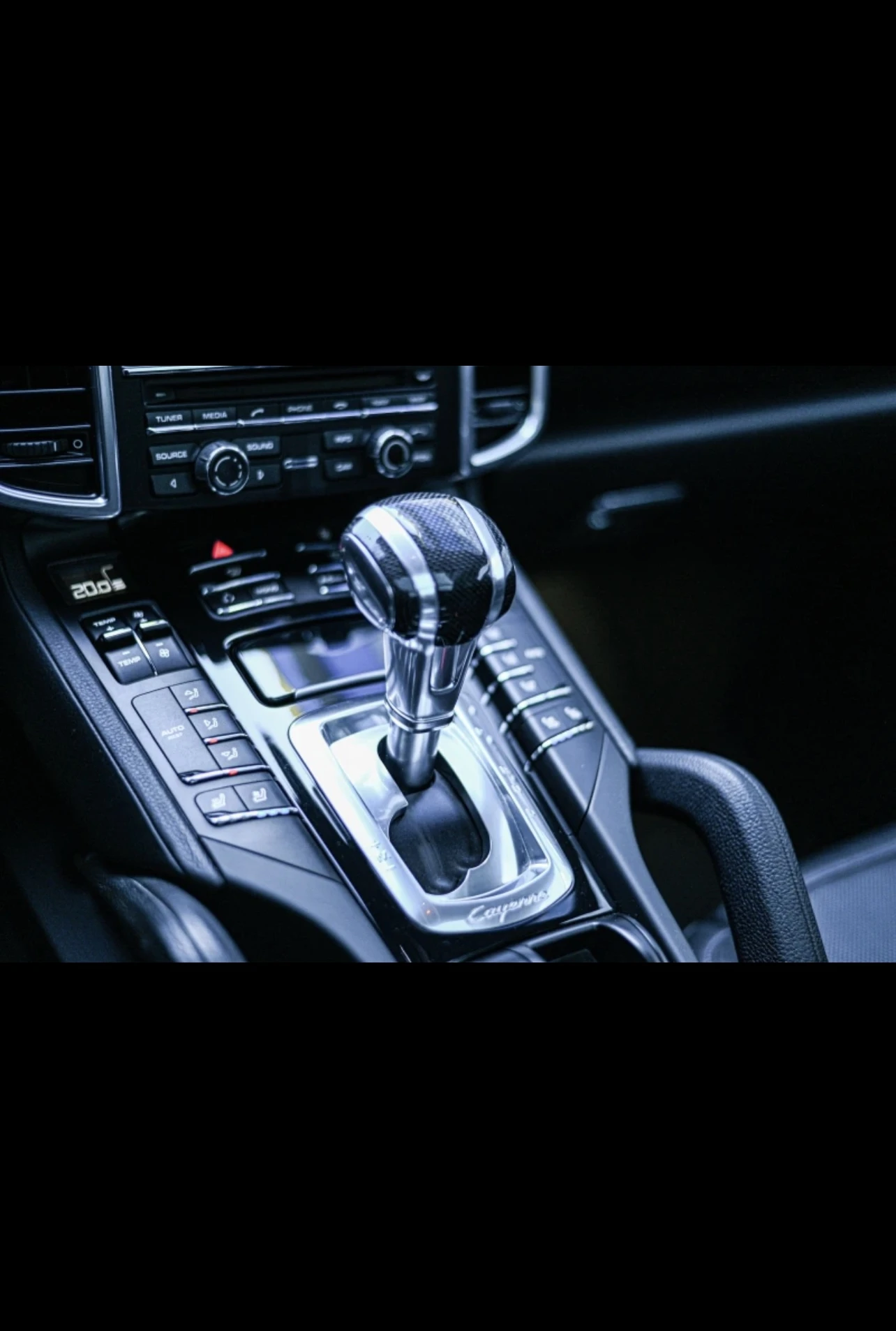Porsche Cayenne Gray matt, снимка 9 - Автомобили и джипове - 55192659