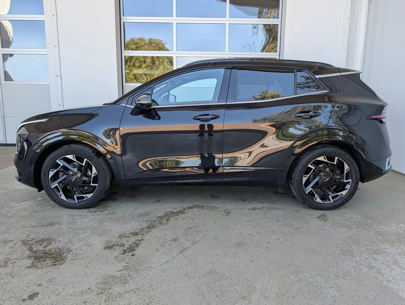 Kia Sportage 1.6 T-GDI DCT 4WD GT-Line Drive| Pano| 36, снимка 3 - Автомобили и джипове - 55704998