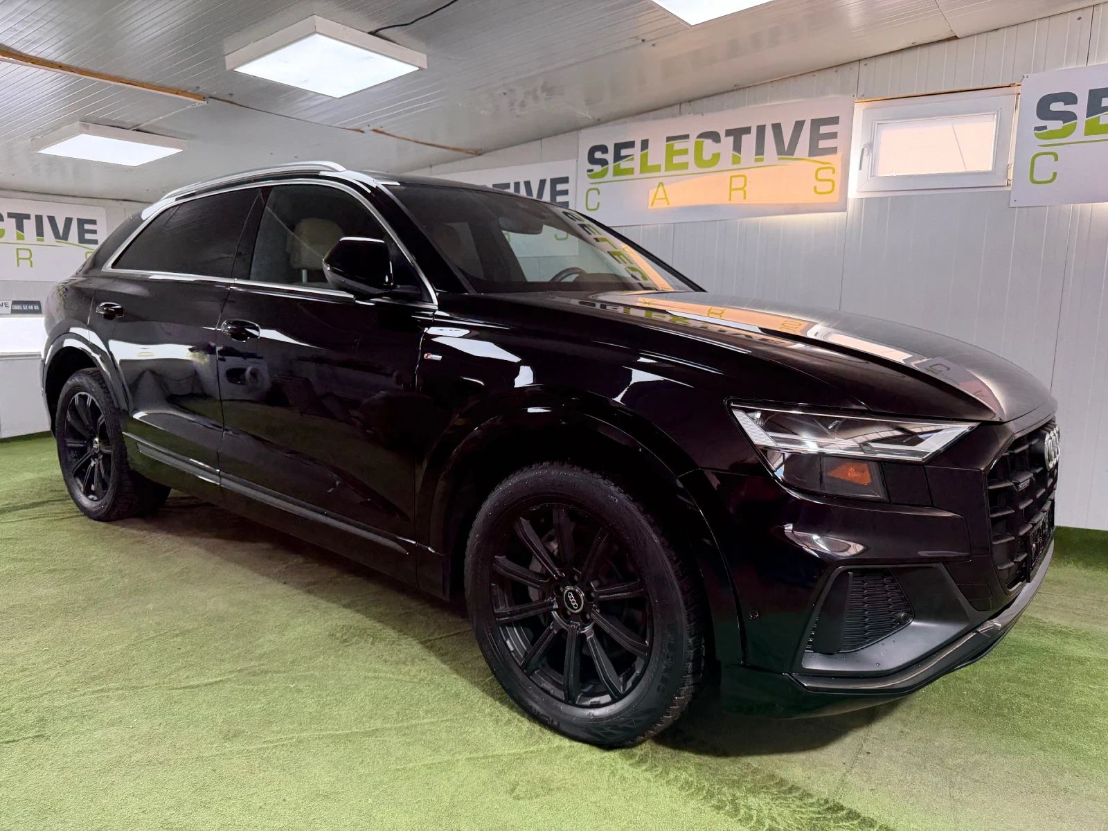 Audi Q8 Progressiv 55 TFSI quattro, снимка 4 - Автомобили и джипове - 56395679