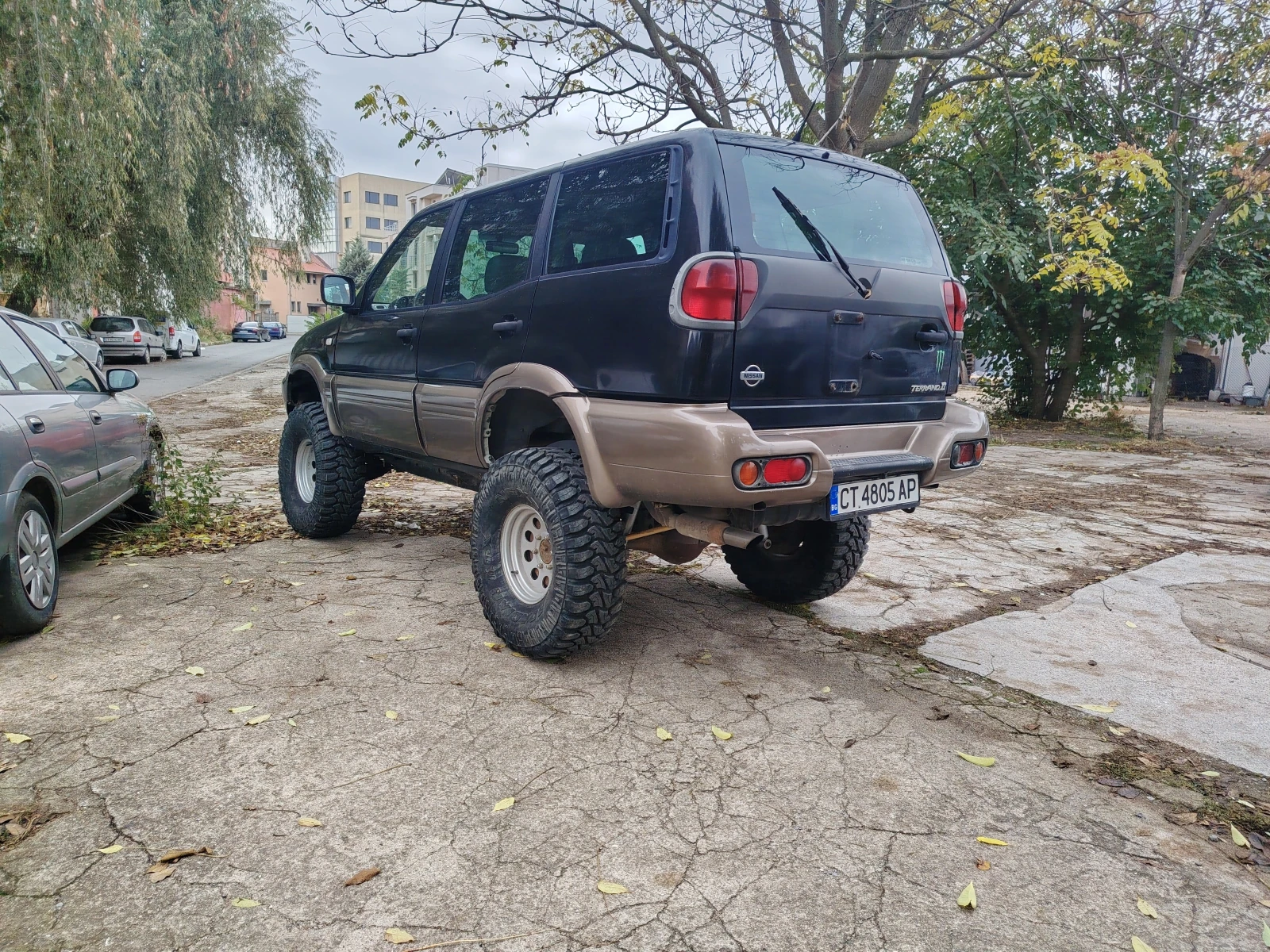 Nissan Terrano 2.7TDI, снимка 4 - Автомобили и джипове - 56744373