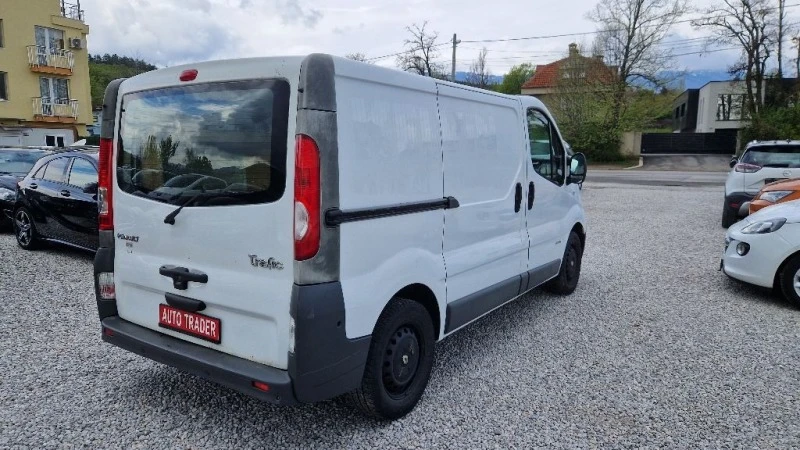 Renault Trafic 2.0DCI-115кс., снимка 7 - Бусове и автобуси - 40508853