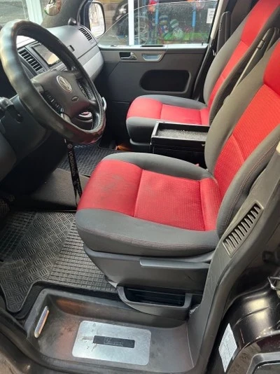 VW Multivan Спешно, снимка 5 - Бусове и автобуси - 53939938