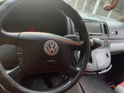 VW Multivan Спешно