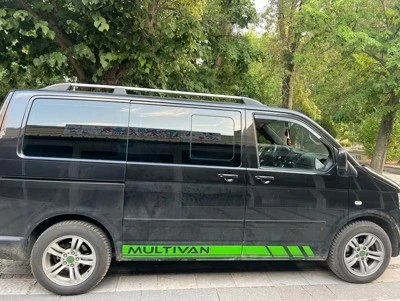 VW Multivan Спешно, снимка 11 - Бусове и автобуси - 53939938