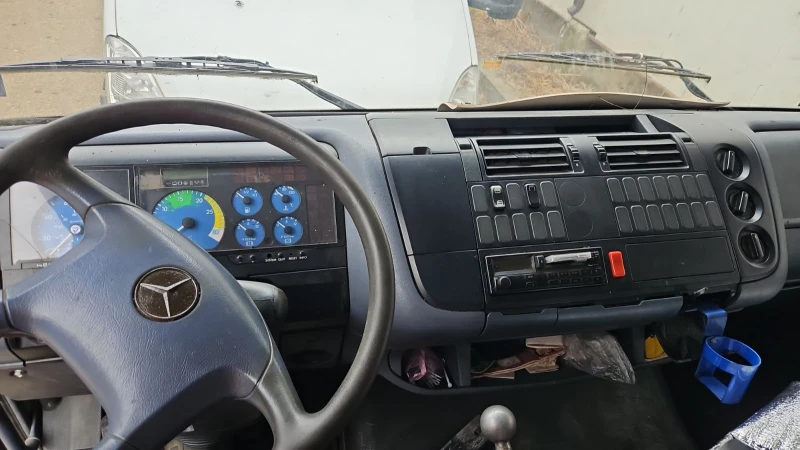 Mercedes-Benz 815 Atego, снимка 3 - Камиони - 52596713