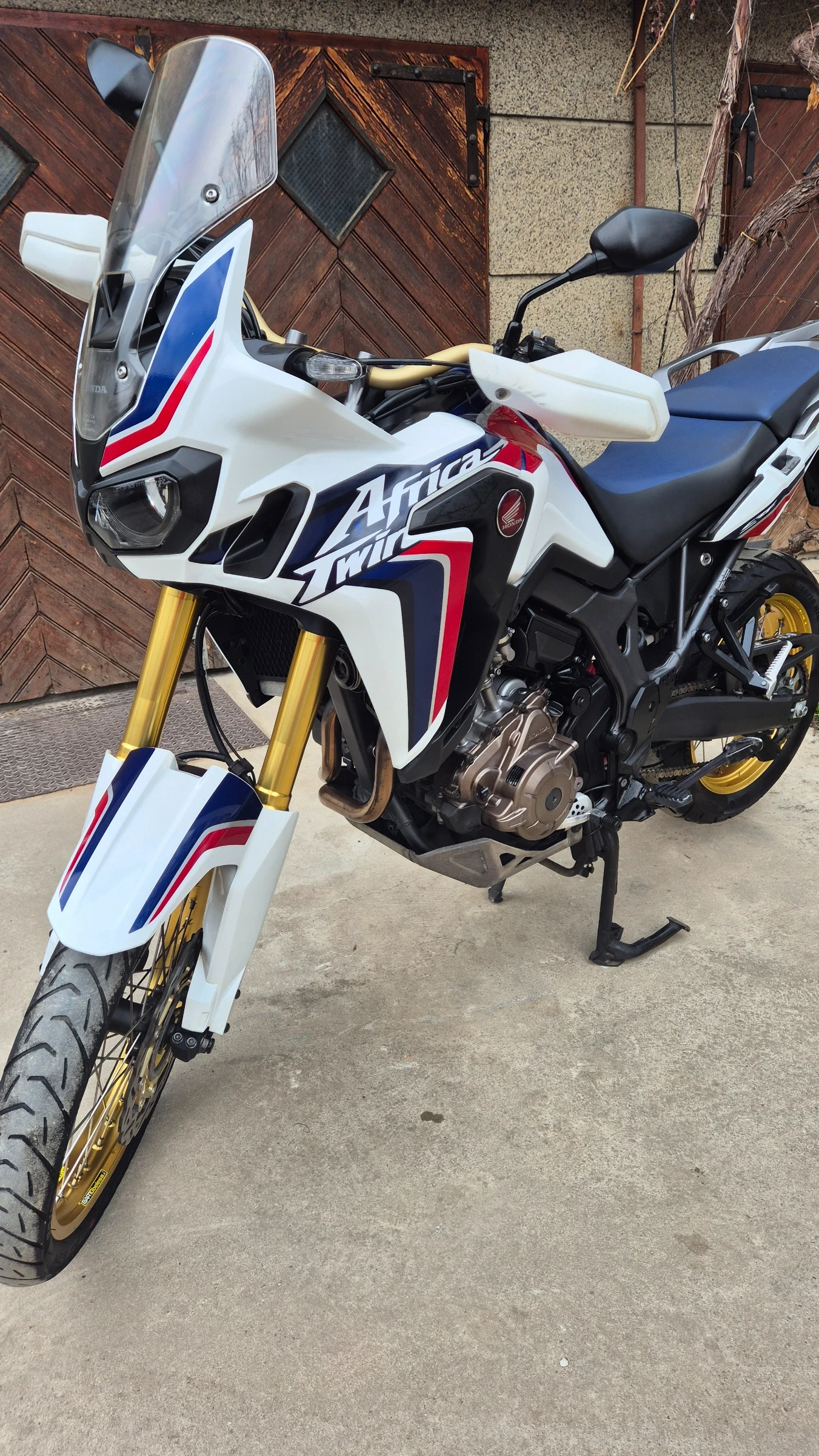 Honda Crf 1000 Africa Twin - DTC / ABS / LED / Tubeless, снимка 6 - Мотоциклети и мототехника - 53933309