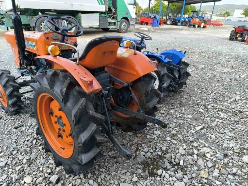 Трактор Kubota ZL-18, снимка 2 - Селскостопанска техника - 51129115