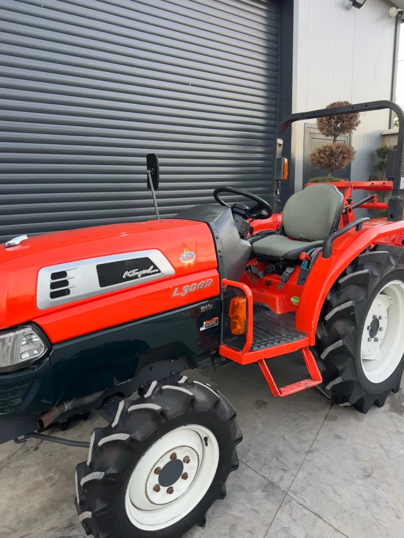 Трактор Kubota L300 КАТО НОВ, снимка 5 - Селскостопанска техника - 52405511