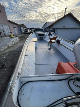 Лодка Lund Stalker 18, снимка 9