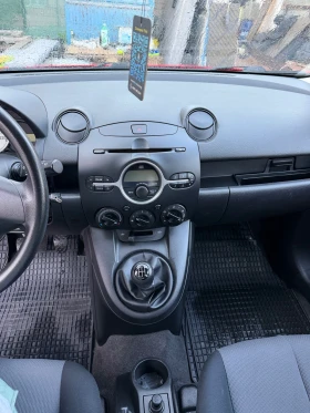 Mazda 2 1.3 DOHC , снимка 11