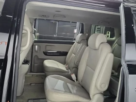 Kia Carnival 9-Seater Prestige, снимка 12