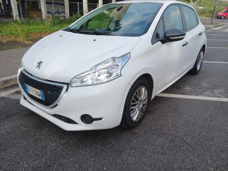 Peugeot 208 1.2, снимка 1 - Автомобили и джипове - 47427623