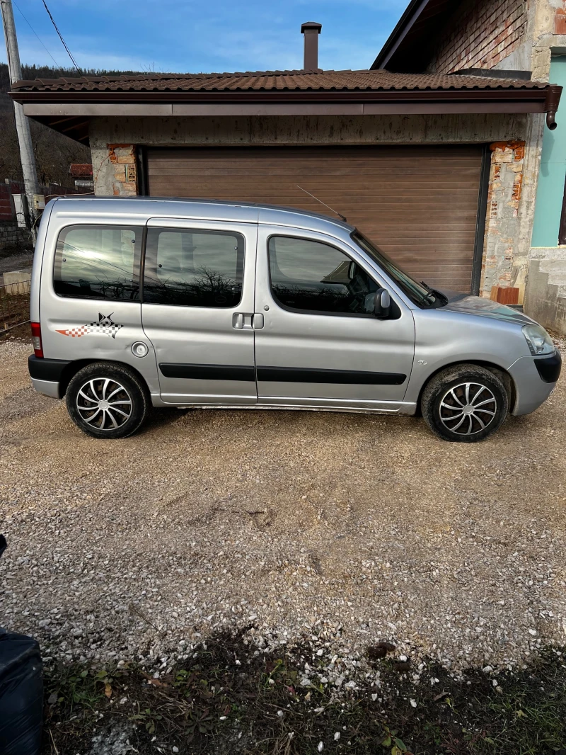 Citroen Berlingo, снимка 3 - Автомобили и джипове - 48362394