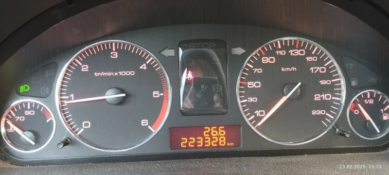 Peugeot 407 HDI, снимка 11 - Автомобили и джипове - 49311127