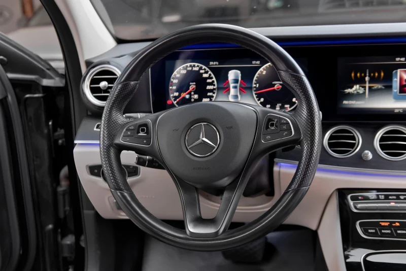 Mercedes-Benz E 350 9G/63/AMG/HUD/MAXTON, снимка 9 - Автомобили и джипове - 51684603