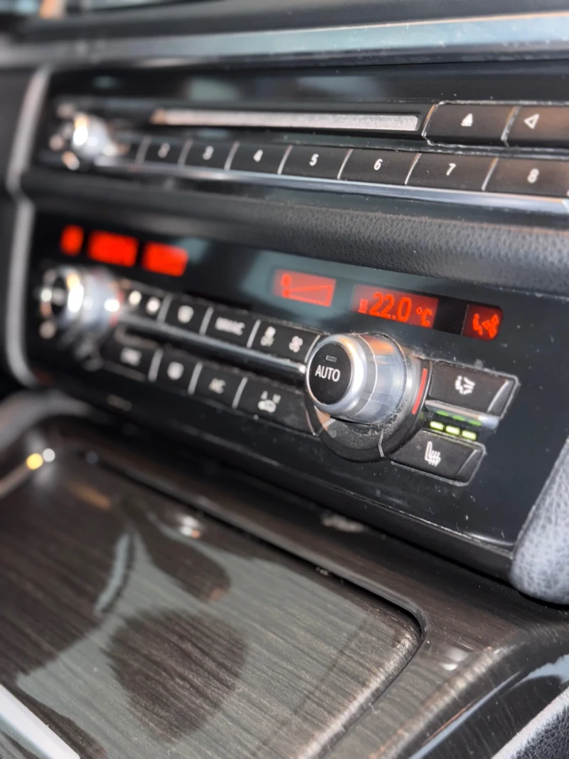 BMW 525 525D X-drive* DIGITAL* HED-UP* ЛИЗИНГ, снимка 10 - Автомобили и джипове - 52486598