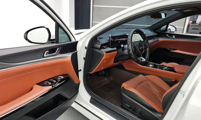 Kia K5 2.0 Noblesse * НАЙ-ДОБРА ЦЕНА В БЪЛГАРИЯ* , снимка 10 - Автомобили и джипове - 52357620