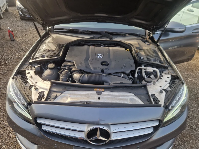 Mercedes-Benz C 220 C220 170HP. AMG IT 4x4ALIA, снимка 13 - Автомобили и джипове - 52468595
