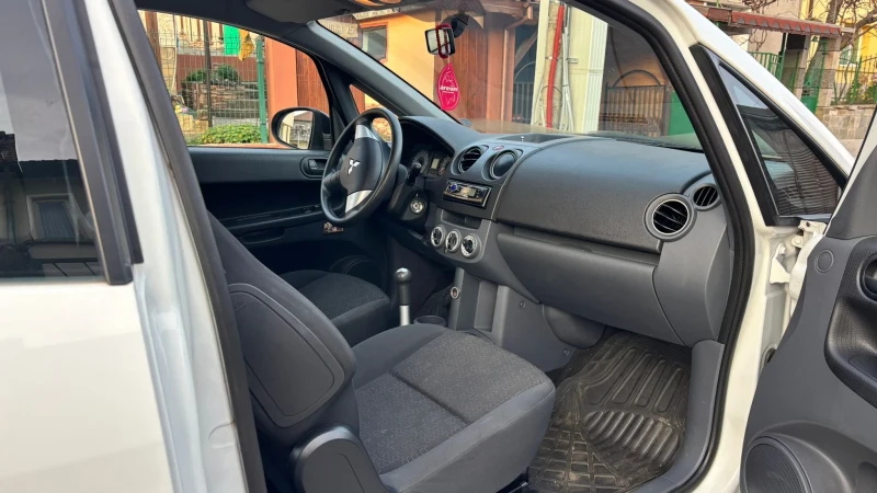 Mitsubishi Colt 1.0, снимка 8 - Автомобили и джипове - 53024918