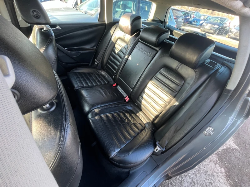 VW Passat 2.0TDI HIGHLINE/КОЖА, снимка 7 - Автомобили и джипове - 53084376