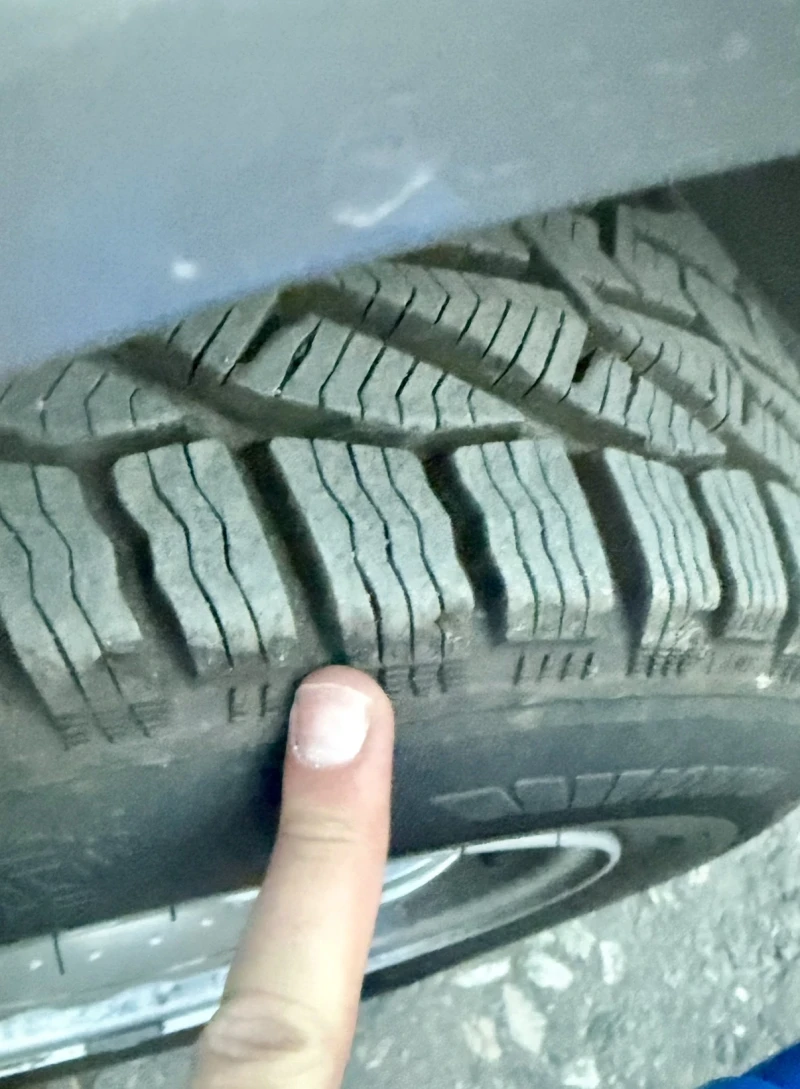 BMW 520, снимка 5 - Автомобили и джипове - 53285844