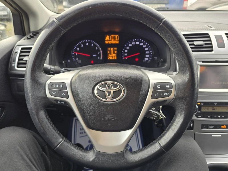 Toyota Avensis ПЕРФЕКТЕН/1.8i/147hp, снимка 11 - Автомобили и джипове - 53453367