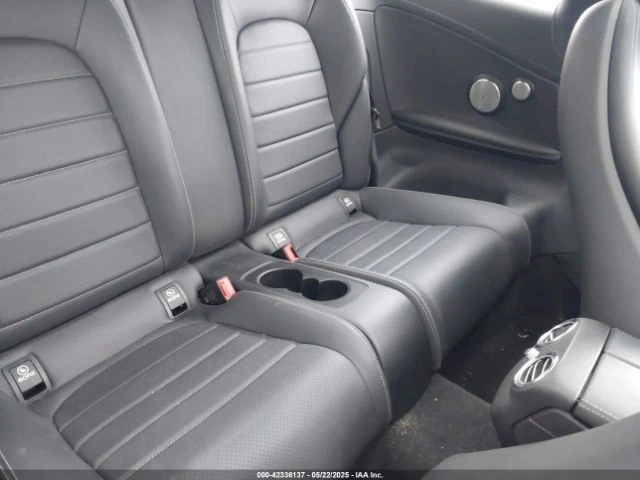 Mercedes-Benz C 300 4MATIC* AMG-PACK* BURMESTER* KEYLESS* CAMERA*  - изображение 10