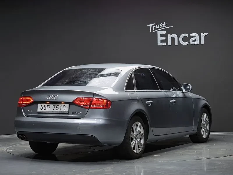 Audi A4 2.0 TDI - САМО 30% АВАНС, снимка 2 - Автомобили и джипове - 56114903