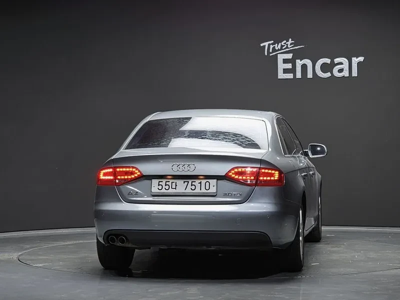 Audi A4 2.0 TDI - САМО 30% АВАНС, снимка 4 - Автомобили и джипове - 56114903